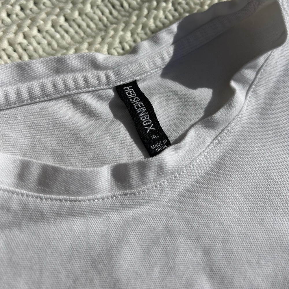 White Graphic Tee, Size XL - Picture 3 of 4